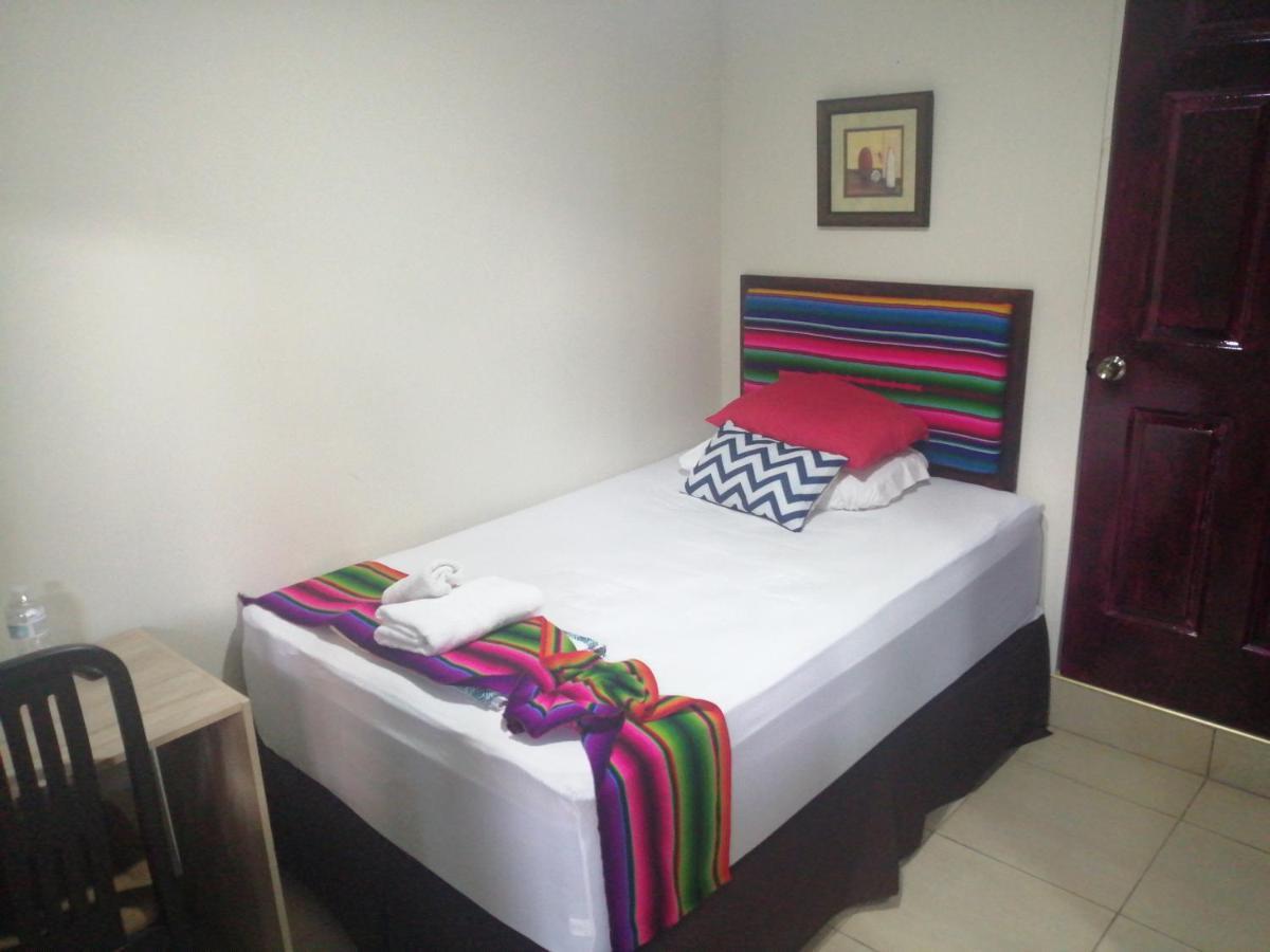 Hotel Antiguo Antiguo Cuscatlán 객실 사진
